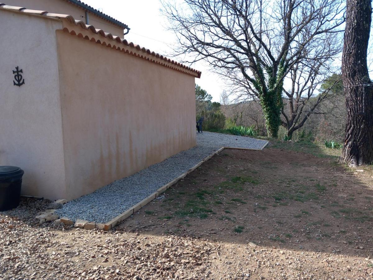 Le Refuge De Sissou Apartamento Pontevès Exterior foto